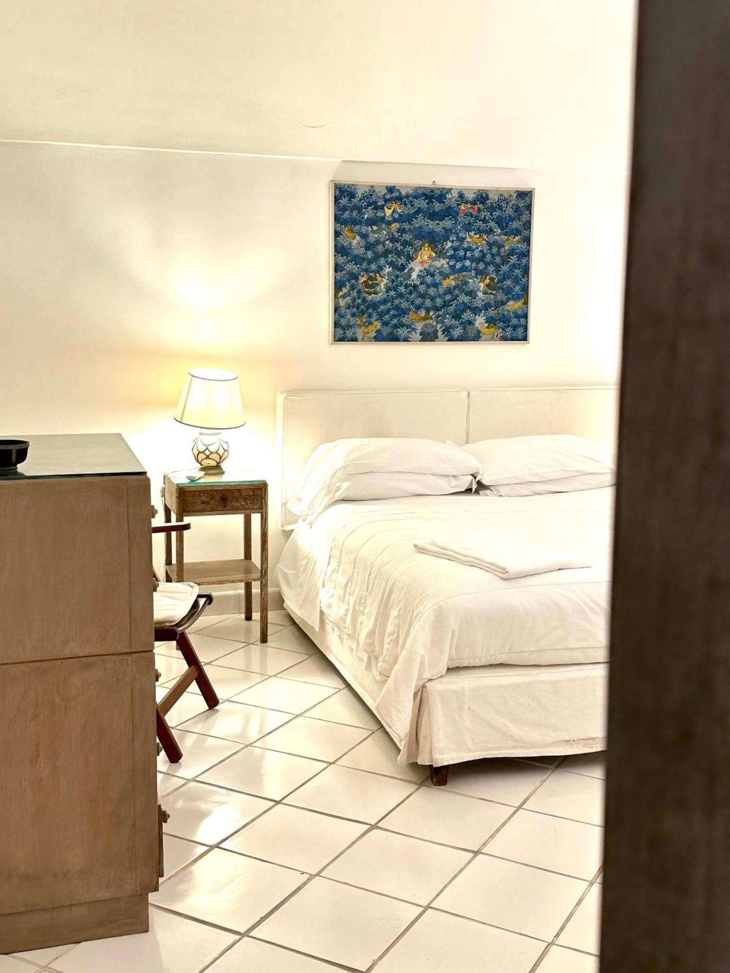 I Tre Soli Apartments By Caprirooms Exterior foto